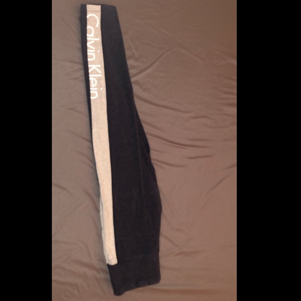 Calvin Klein Leggings.